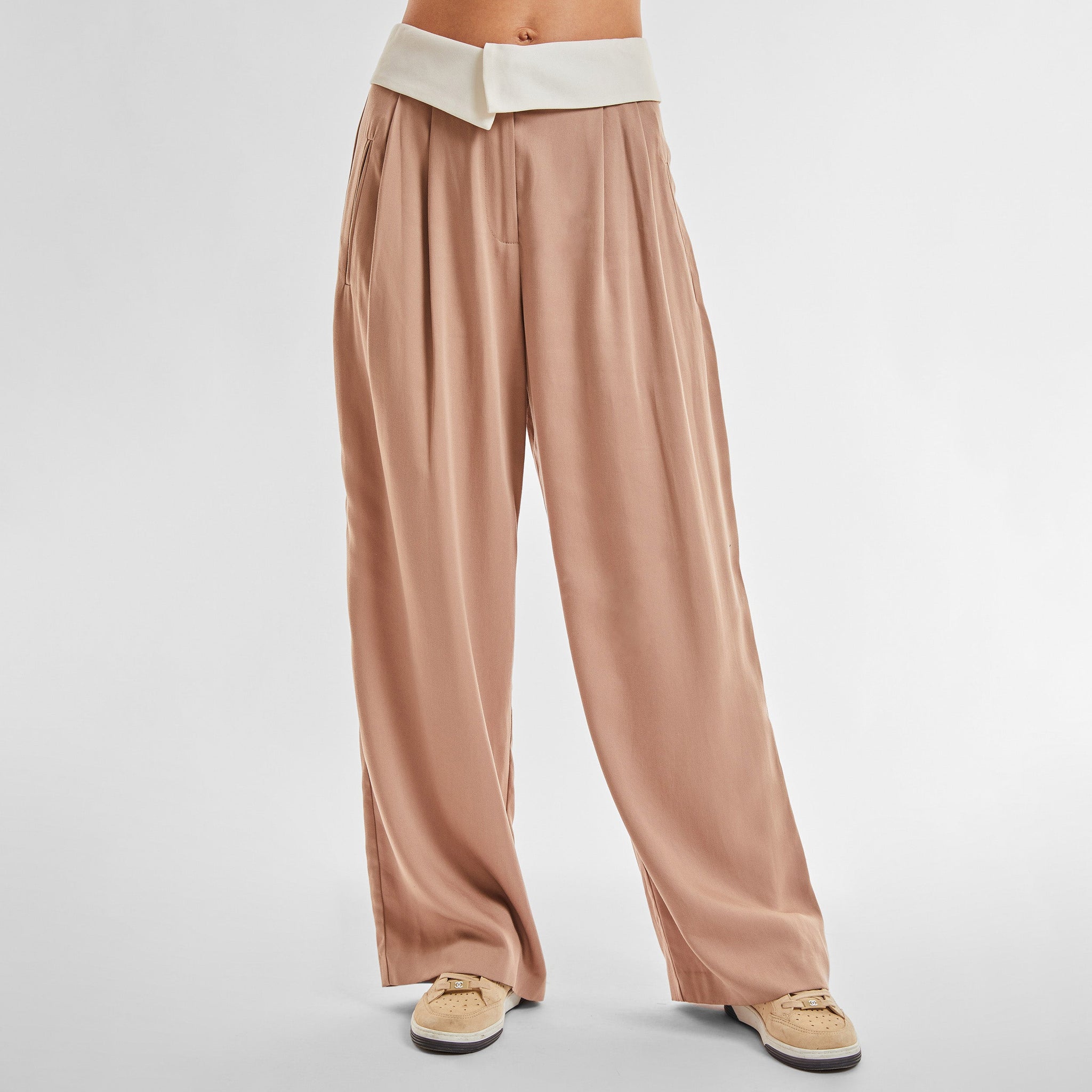 Soho Foldover Trouser - Mocha